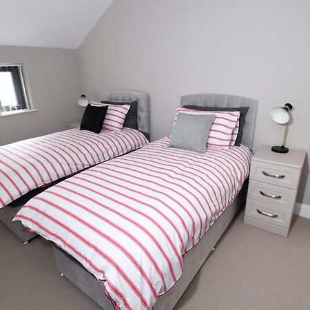 Homestead Hillsborough Guest Rooms Ruang foto