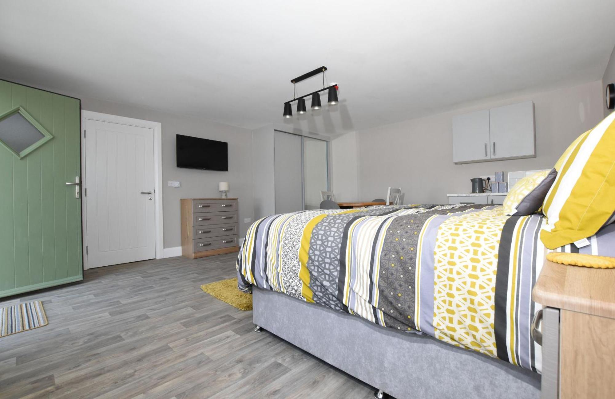 Homestead Hillsborough Guest Rooms Ruang foto