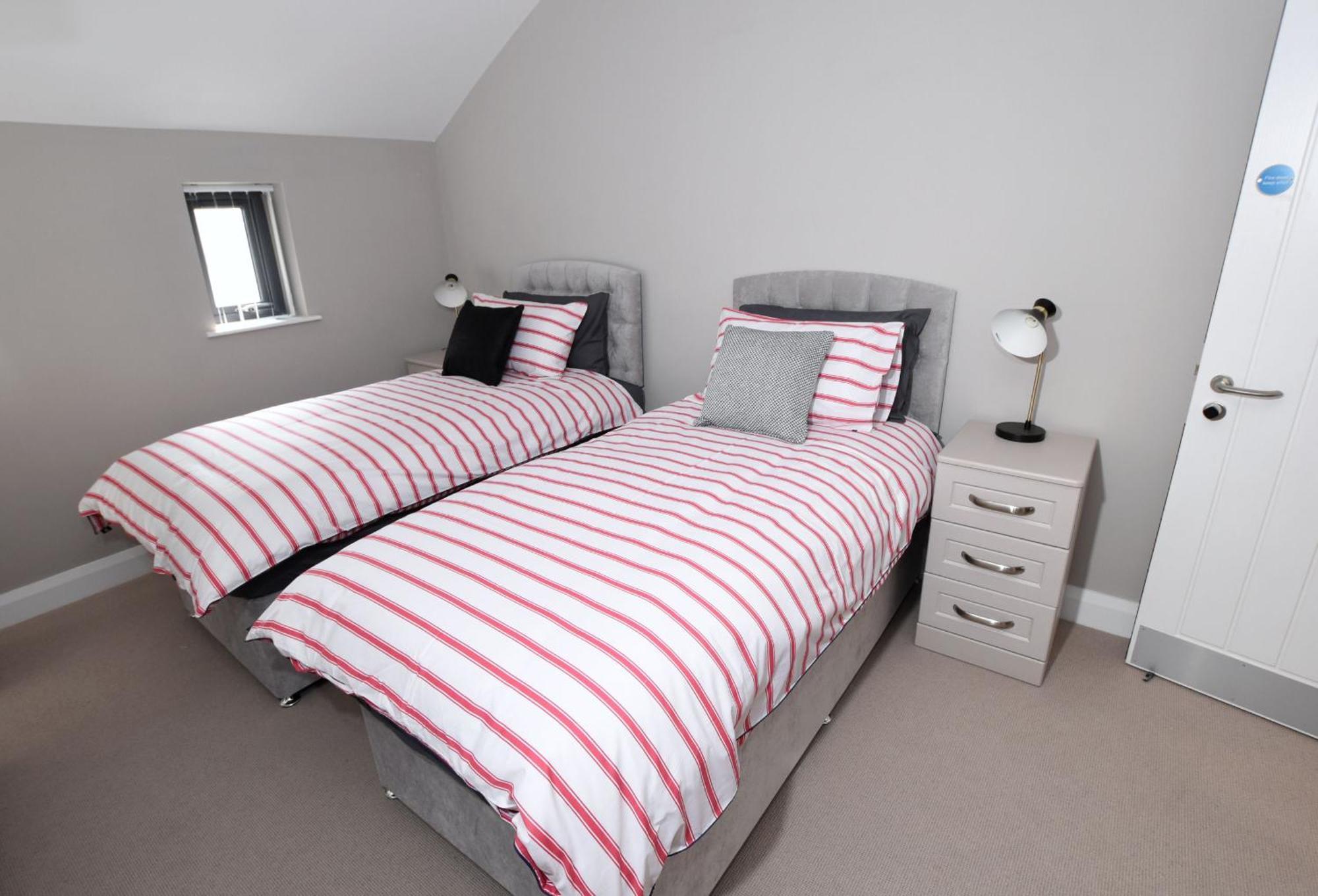 Homestead Hillsborough Guest Rooms Ruang foto